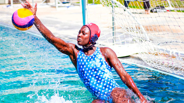 How to Choose a Women’s Water Polo Suit