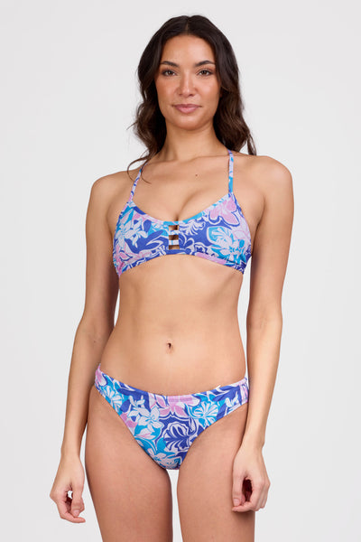 Female model wearing the Women's Andy Bikini Bottom in the Maui print, standing in front of a grey background shown from the front view

|| Size S, Hips 36 1/2"