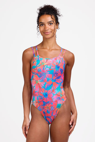 Female model wearing the Women's Murray One Piece Swimsuit in the Solar Grin print, standing in front of a grey background shown from the front view

|| Size 28, Torso 56"  